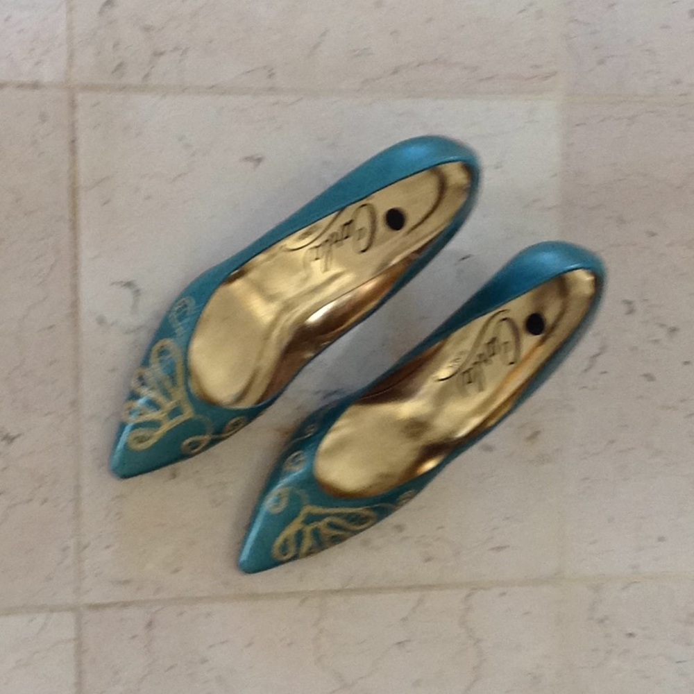 Vintage dress heels